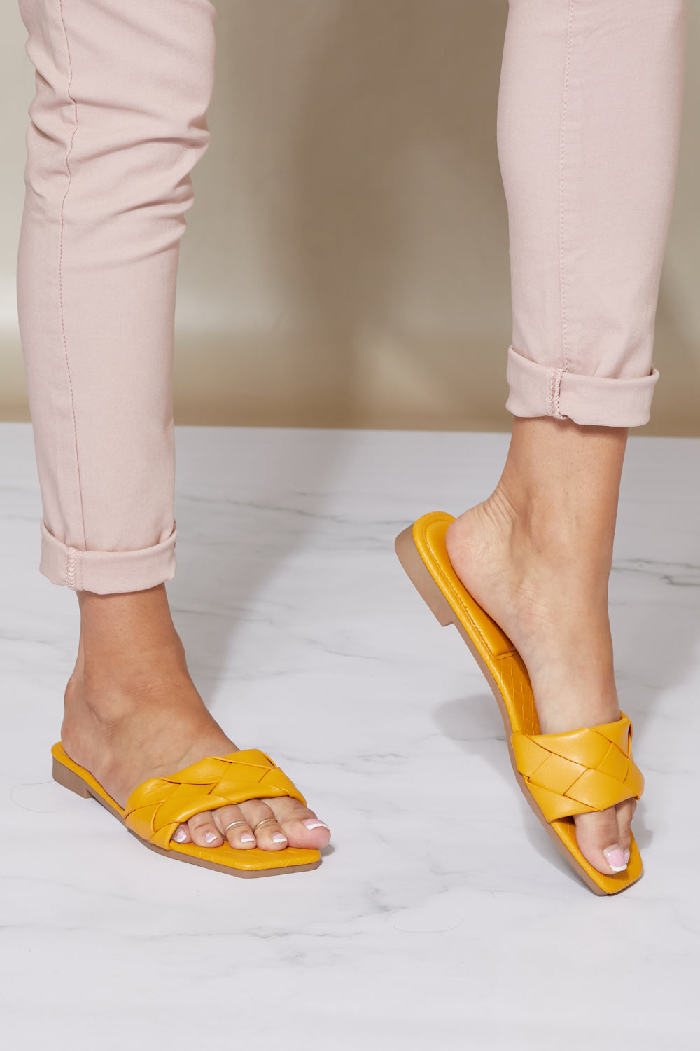 Cape Robbin Follow Your Dreams Woven Slides -