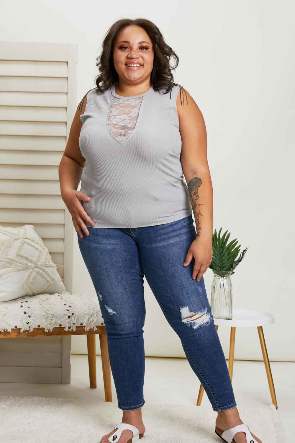 Vocal For Love of Lace Chain Detail Sleeveless Tee -