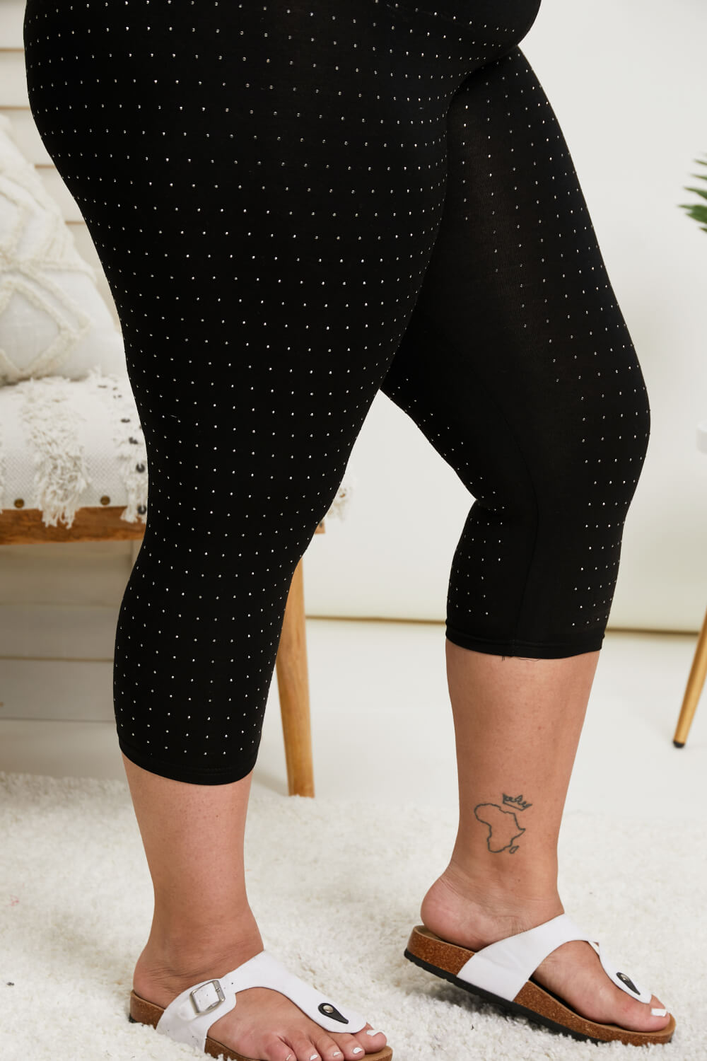 Vocal Fine By Me Studded Cropped Leggings -