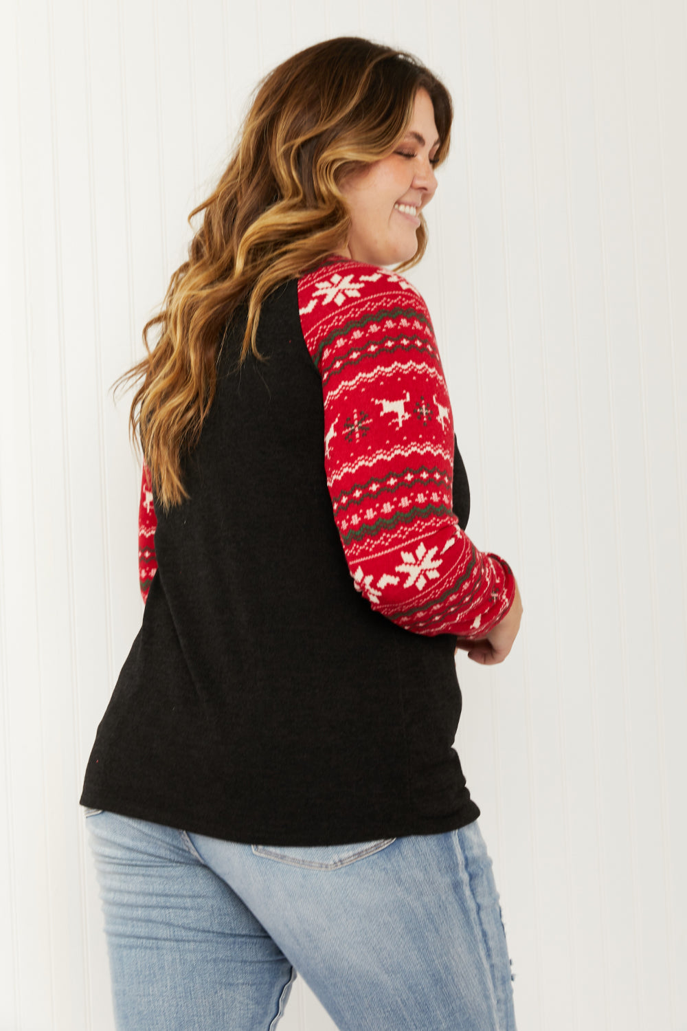 Heimish Winter Wonderland Full Size Christmas Baseball Sleeve Top -