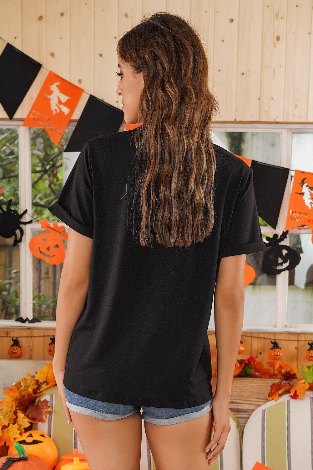 Leopard Pumpkin Graphic Cuffed Tee -