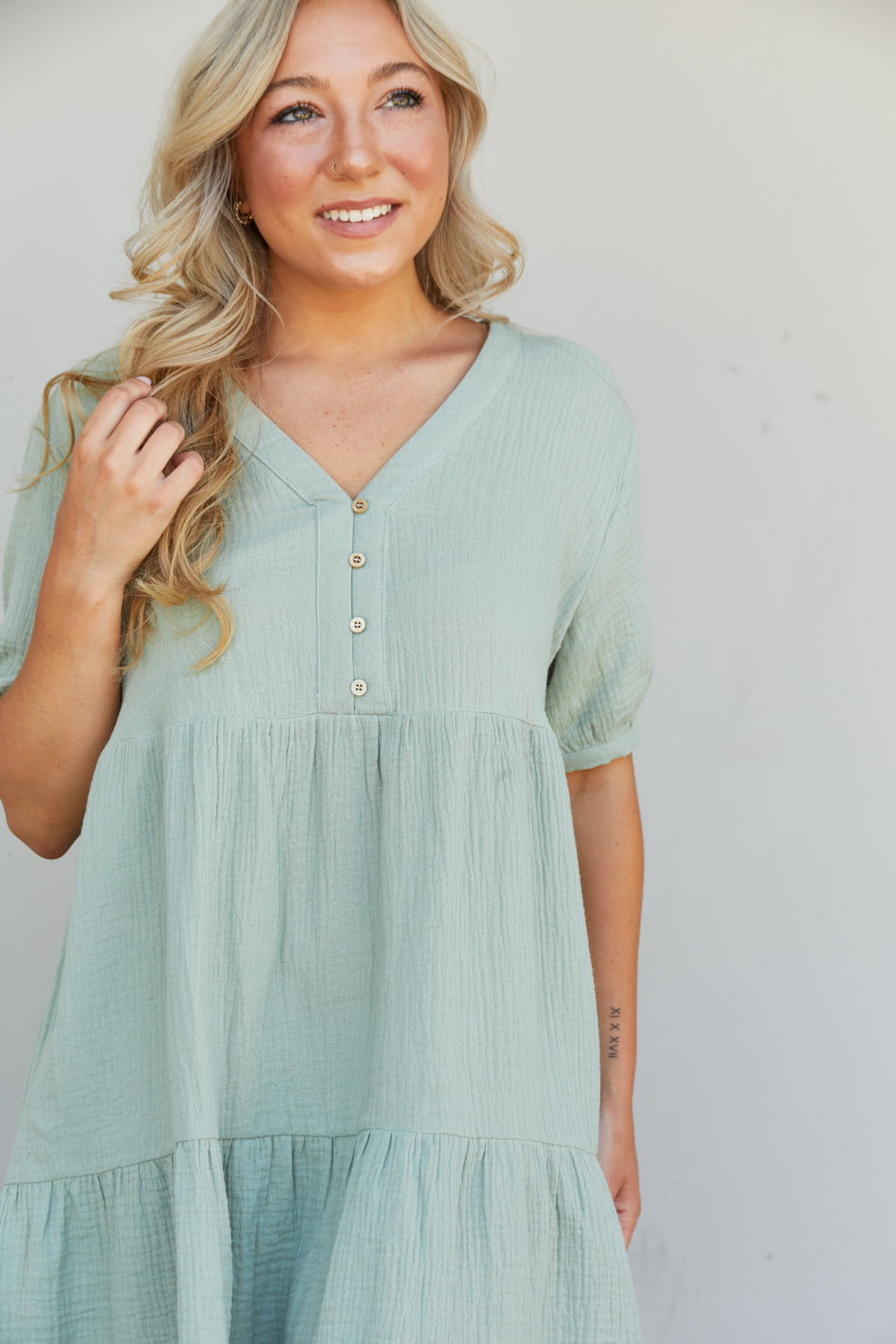 GeeGee Summer Blooms Quarter Button Dress in Light Sage -