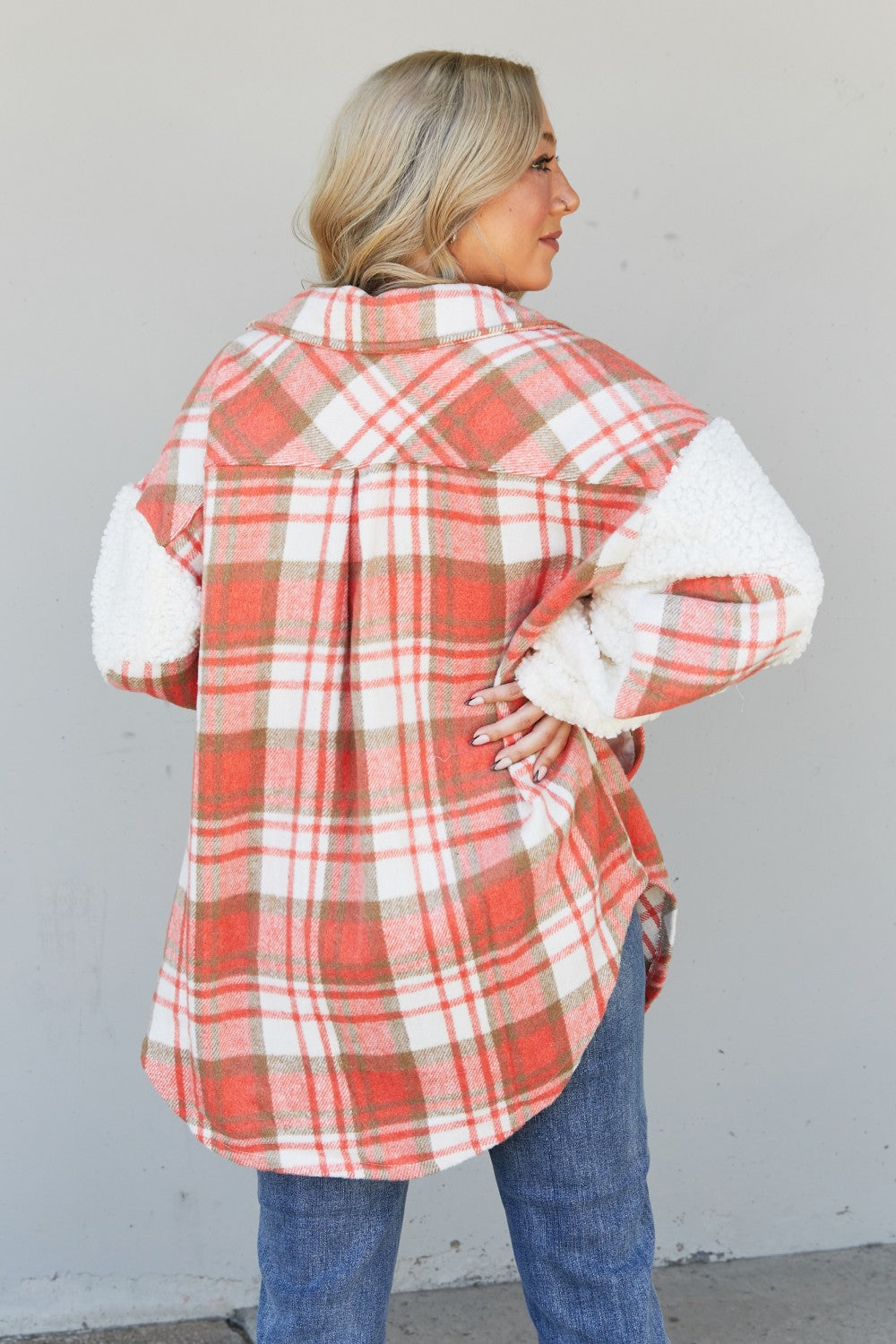 Davi & Dani Somewhere in Seattle Plaid Teddy Sleeve Shacket -