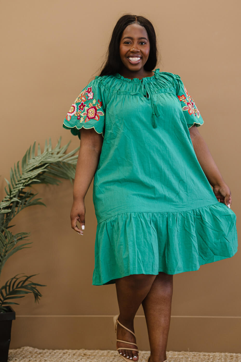 Davi & Dani Flowers for You Full Size Embroidered Dress in Green -