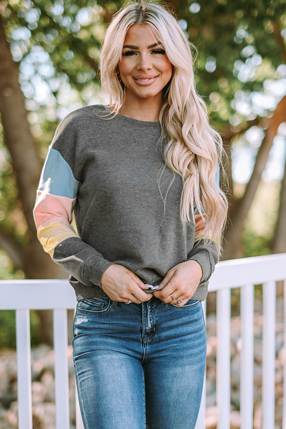 Color Block Ribbed Trim Sweatshirt -