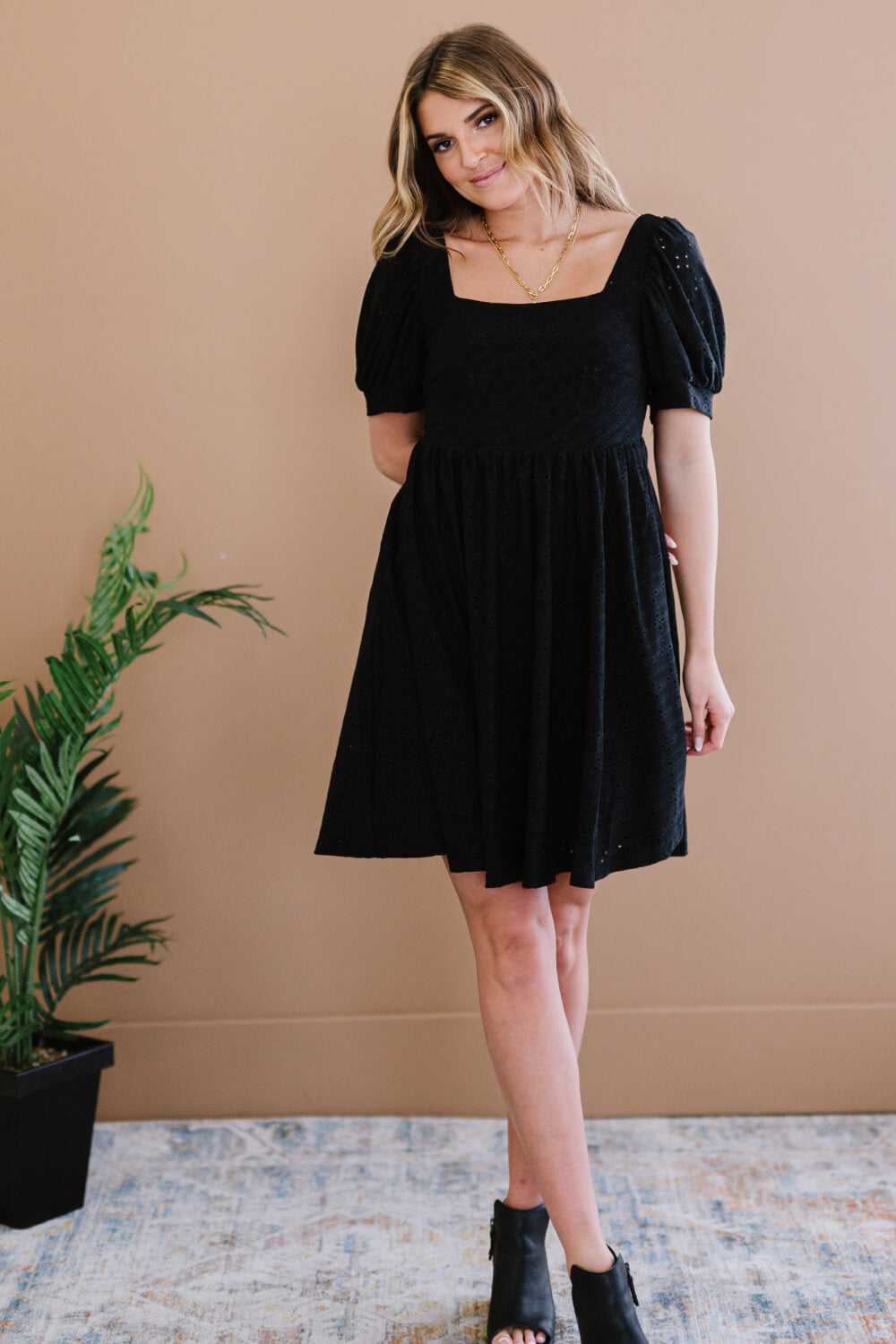 Davi & Dani All About Eyelet Full Size Run Dress in Black -