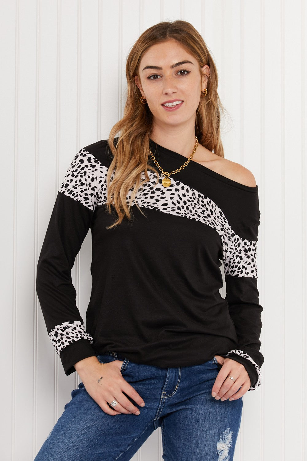 Acting Pro Wild for the Weekend Full Size Leopard Contrast Top - Black / S