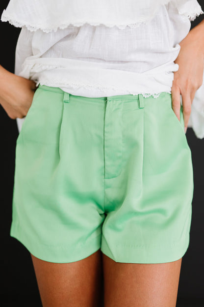 Glam One Step High-Rise Pleated Shorts - Lime / S