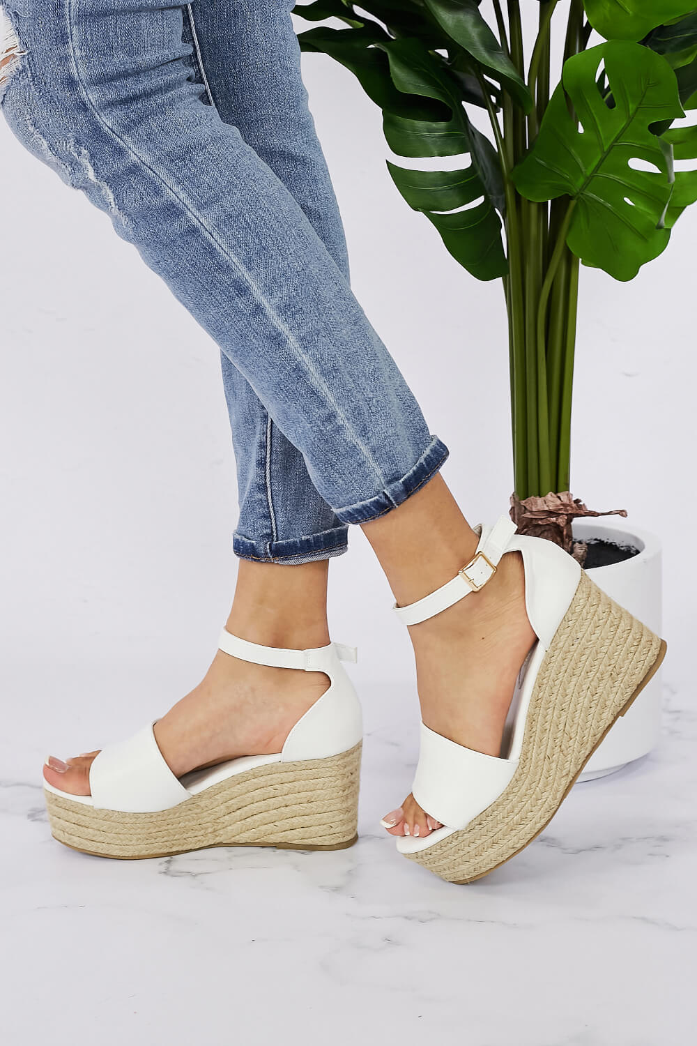 KAYLEEN Trip to Boston Espadrille Wedges - White / 5.5