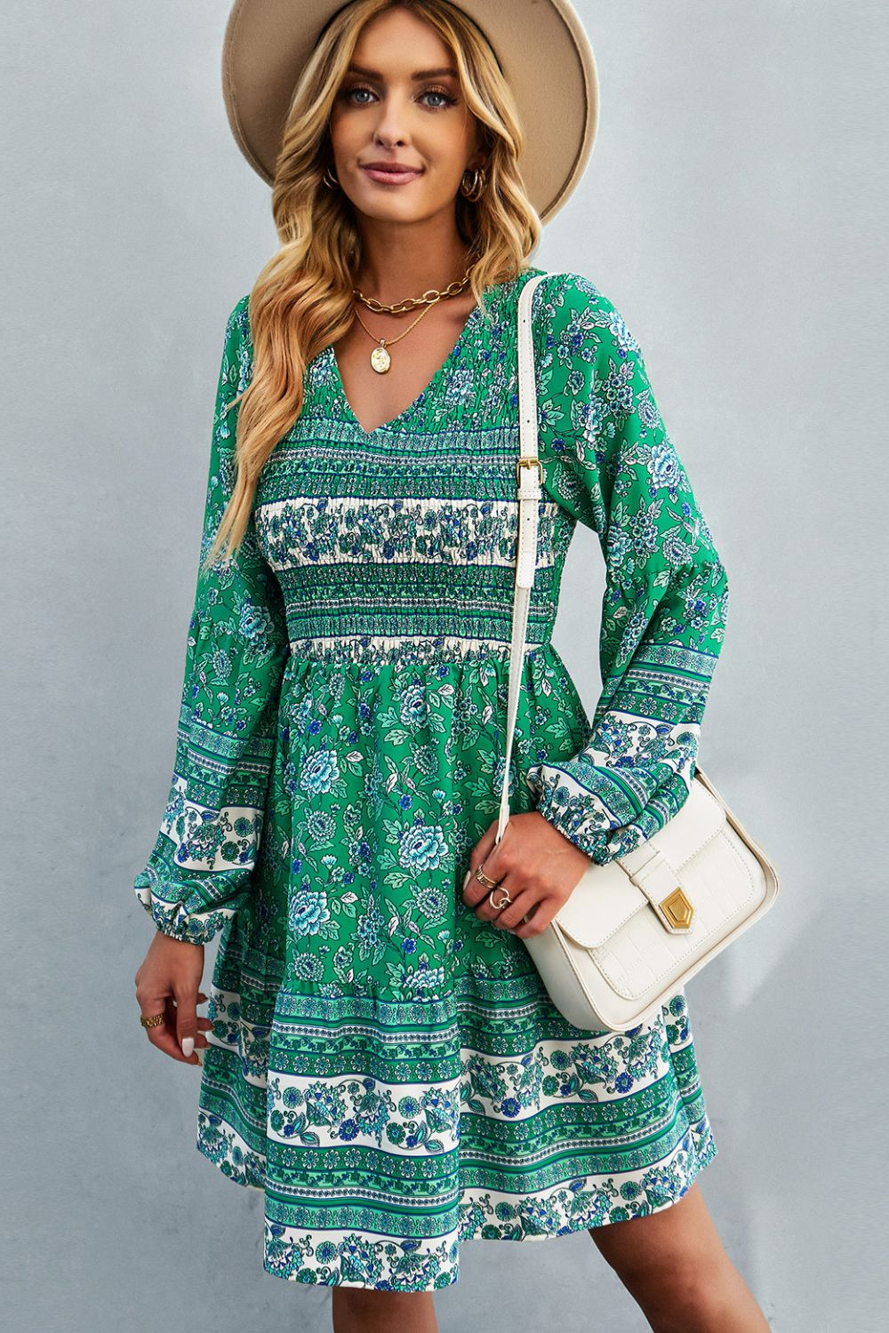 Bohemian V-Neck Balloon Sleeve Dress - Green / S